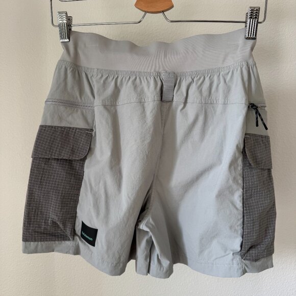 Lululemon Multi-Pocket Cargo Hiking Shorts Seal Grey Sz 6 - Picture 7 of 16